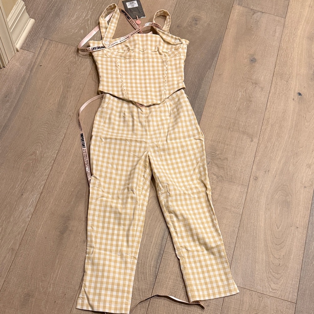Beautiful House of CB Beige Checkered 2piece outfit